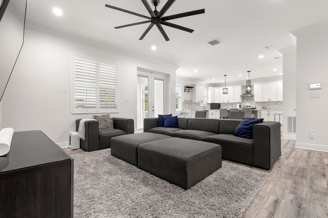 Property p6 image 29